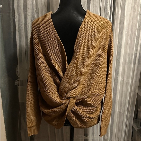 Blue Blush Sweaters - Blue Blush V-Neck Twist Sweater - Camel